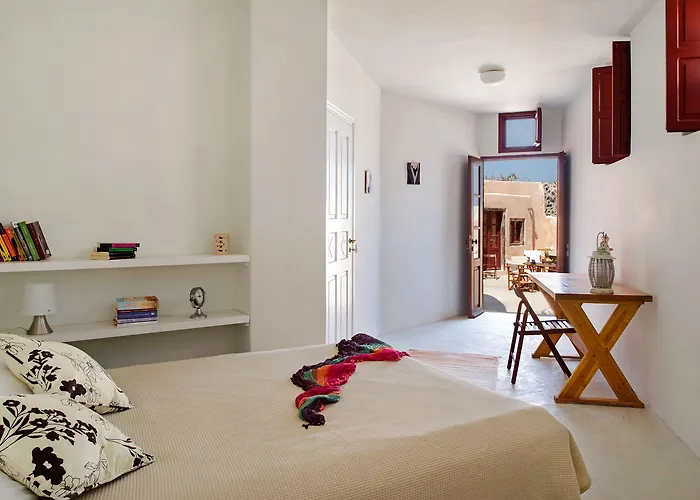 Amalia By Thireon * Oia