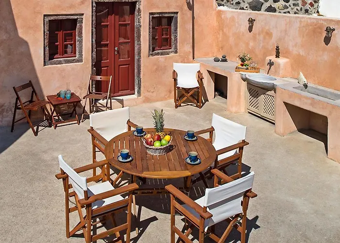 Amalia By Thireon * Oia