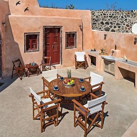 Amalia By Thireon Finikiá